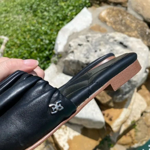 Sam Edelman black flats - Picture 4 of 15